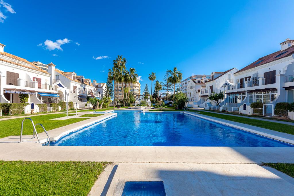 Apartament z 3 sypialniami w Fuengirola — Fuengirola