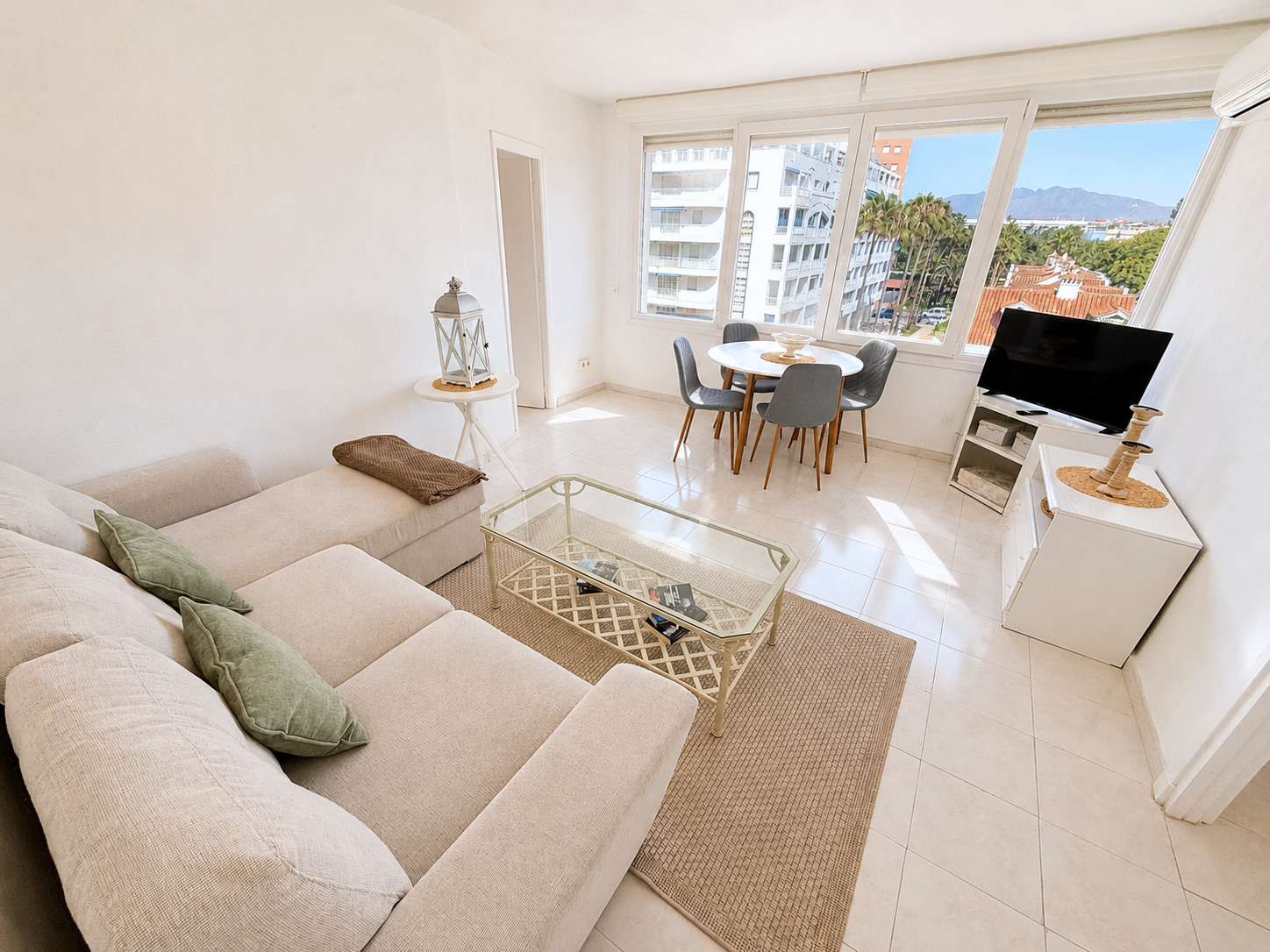 Beautiful flat in Fuengirola just a few steps from the beach — Fuengirola