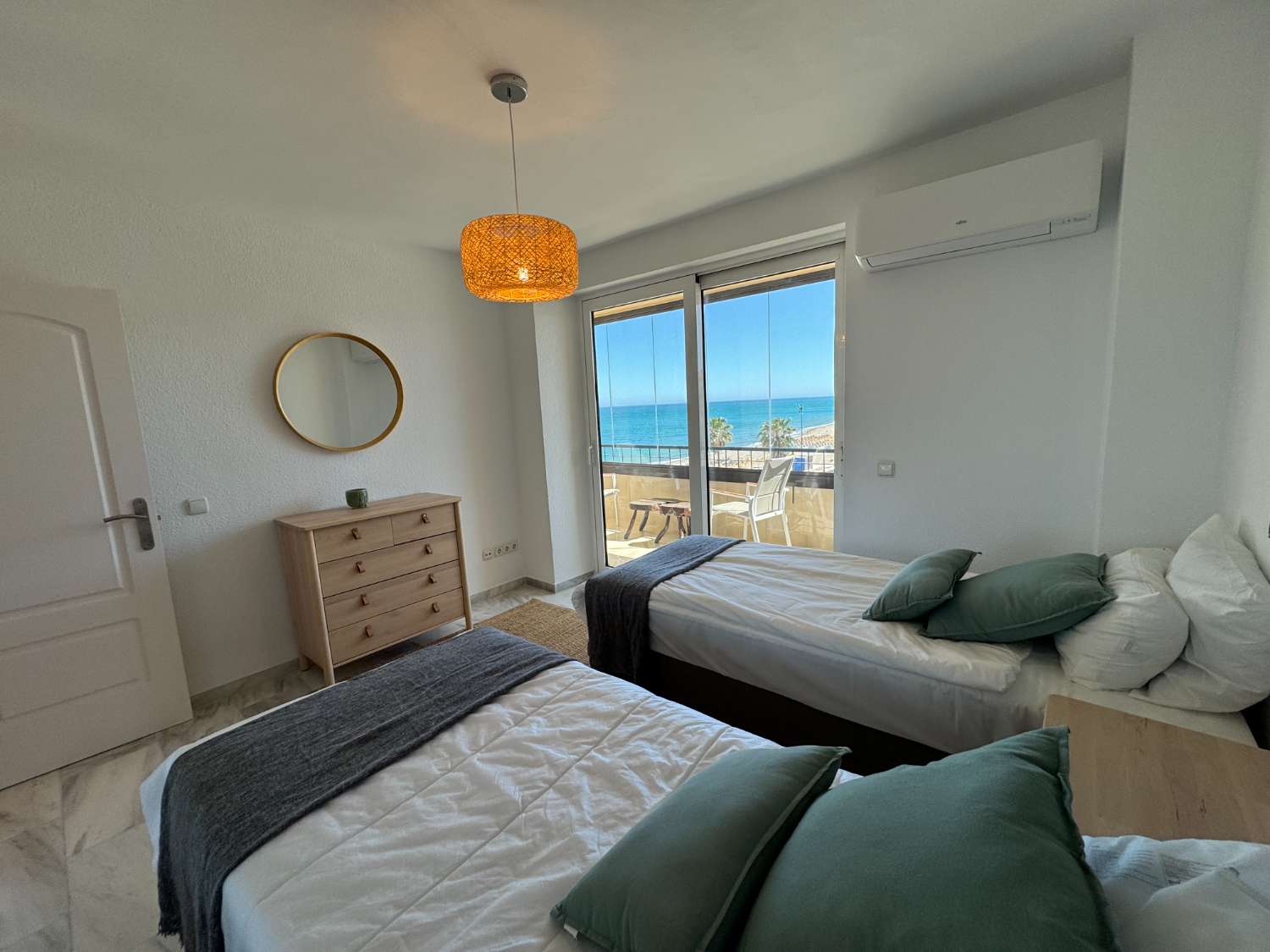 Luxury Sea Front Apartment in Fuengirola — Fuengirola