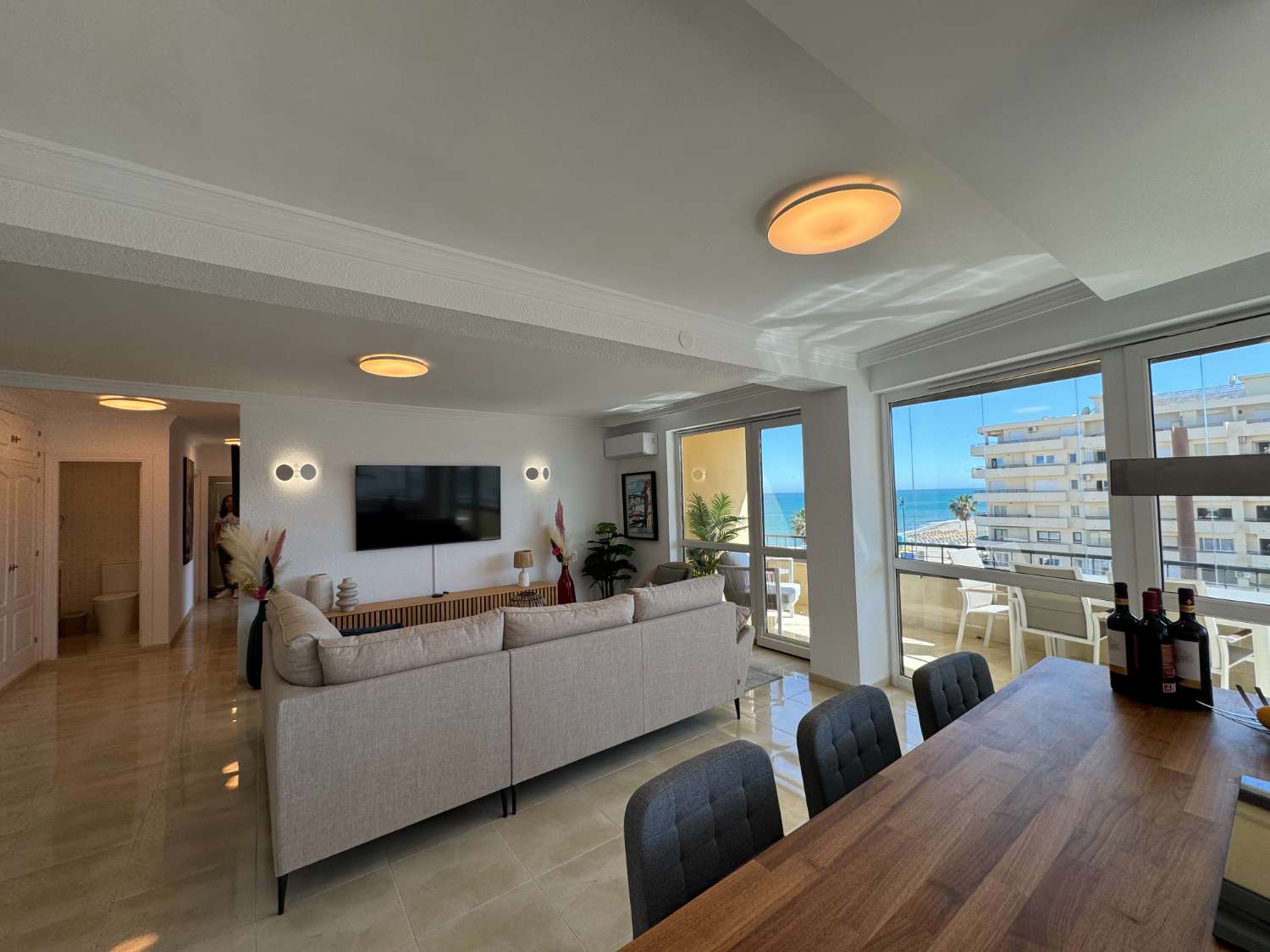 Luxury Sea Front Apartment in Fuengirola, Fuengirola