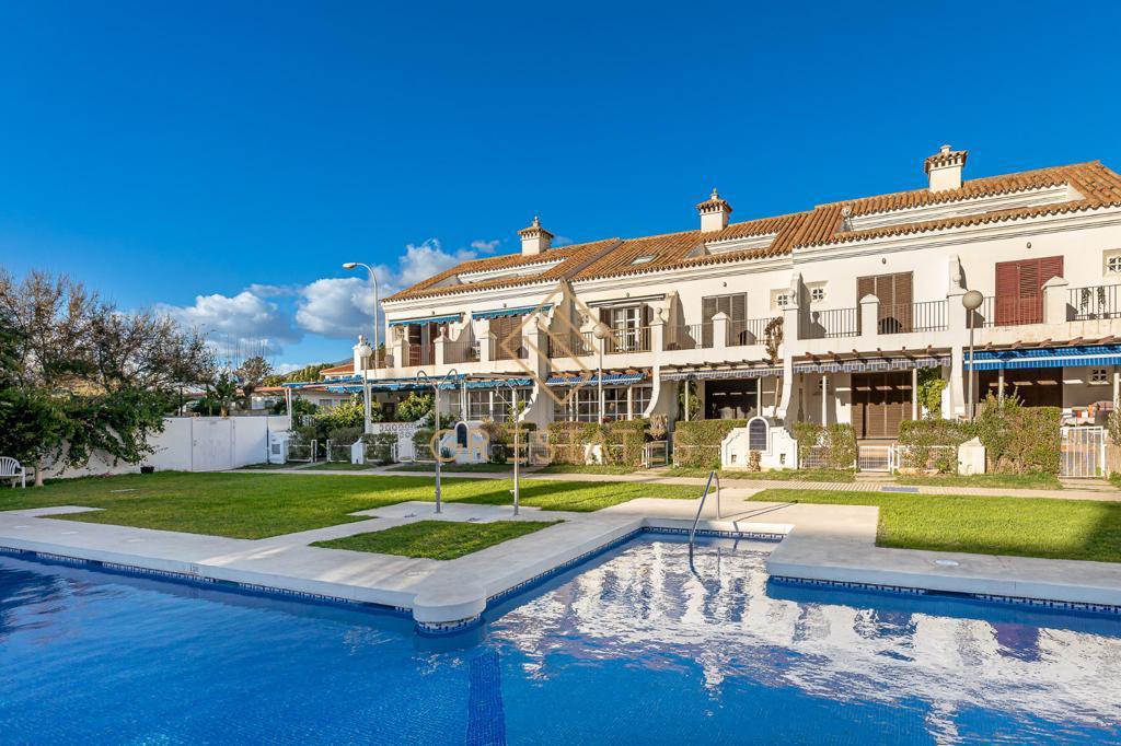 Spectacular Townhouse in Fuengirola Beach — Fuengirola
