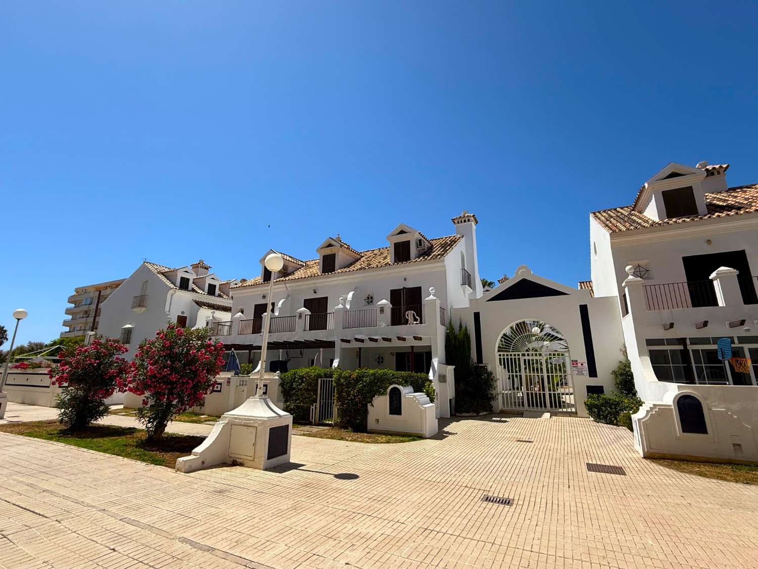 Townhouse next to the sea in Zona Sohail, Fuengirola