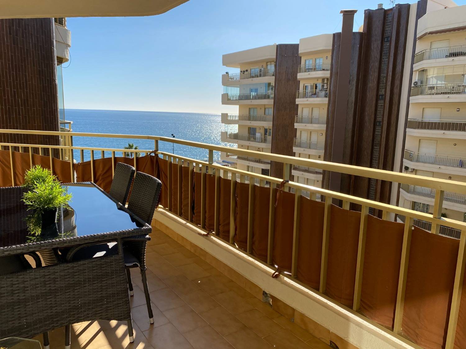 Sea View in Fuengirola, 2 Bedrooms, Fuengirola