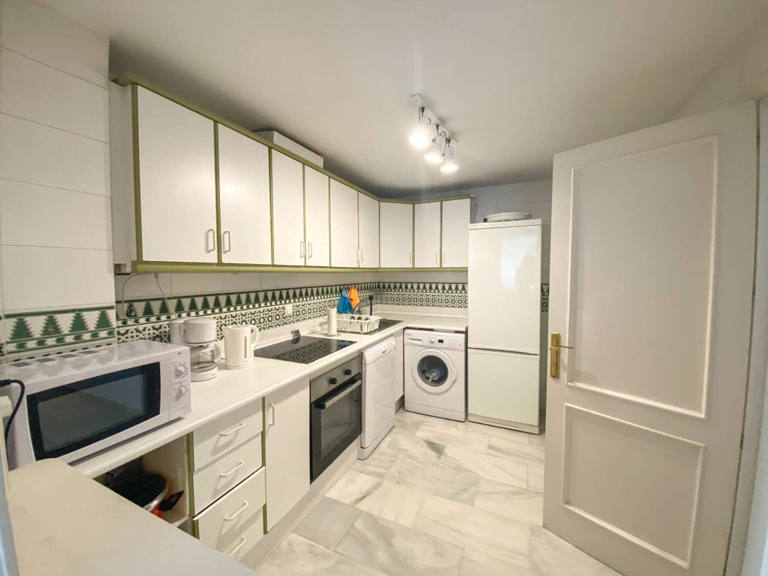 Apartamento de 2 dormitorios en Fuengirola — Fuengirola