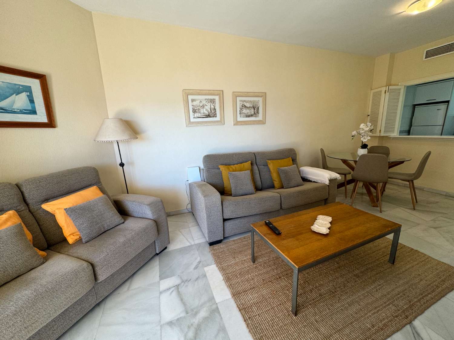A few meters from the beach . On the beachfront in Fuengirola — Fuengirola