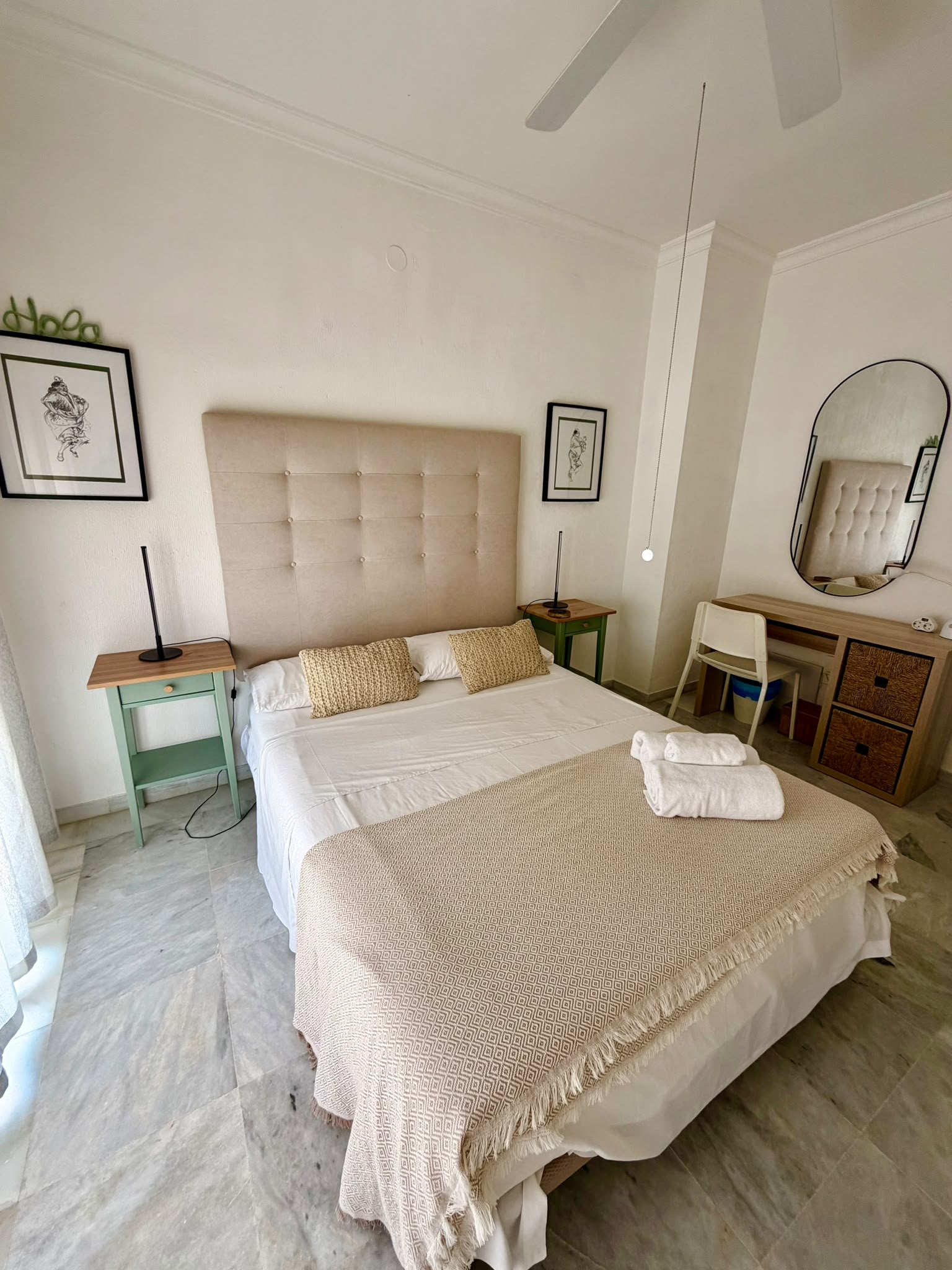 Huoneisto kohteessa Fuengirola, 2 makuuhuonetta — Fuengirola