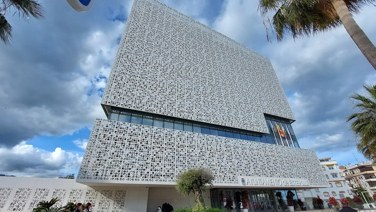 Estepona town hall and the streets around it