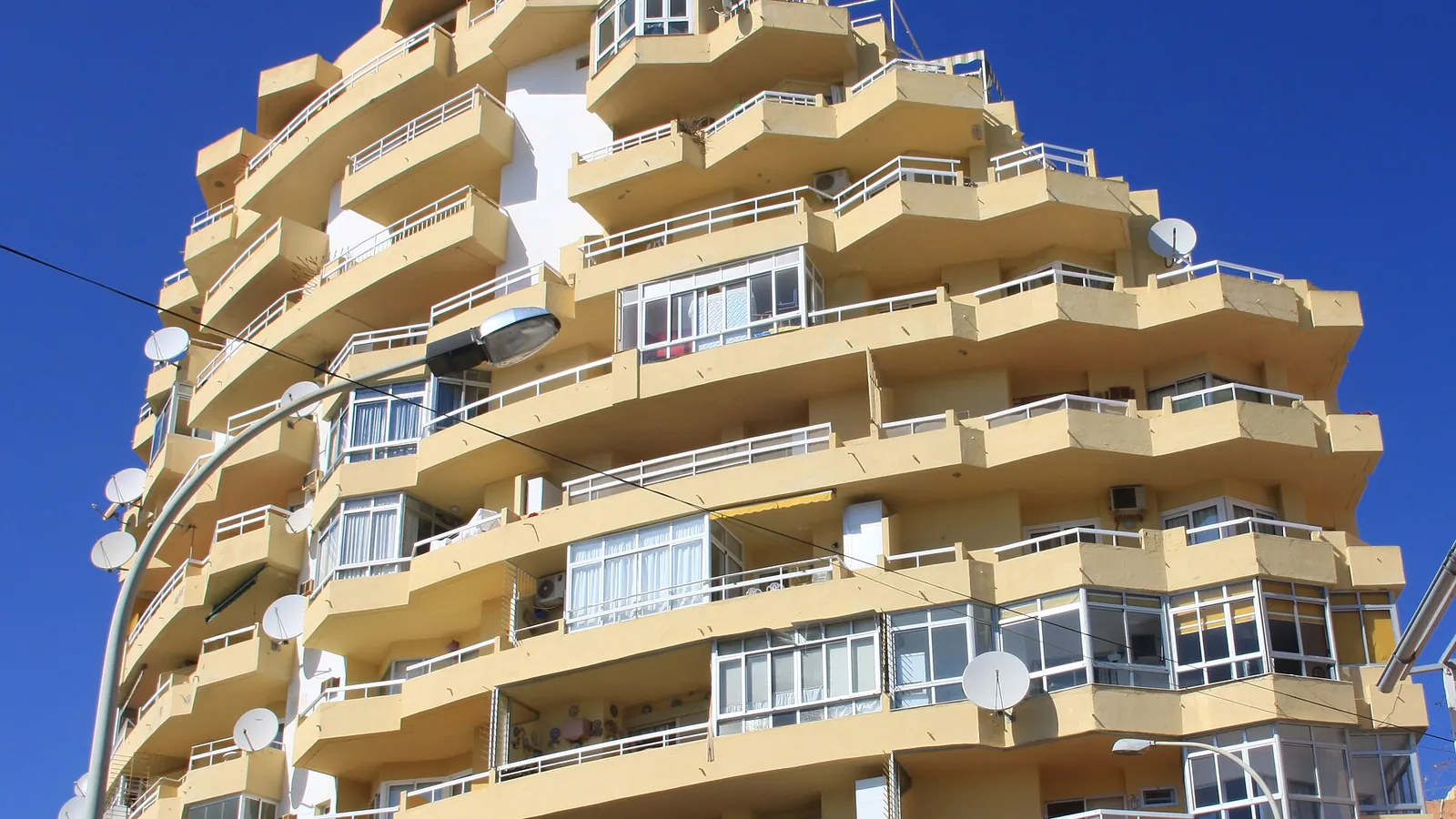 An apartment building in Benalmádena